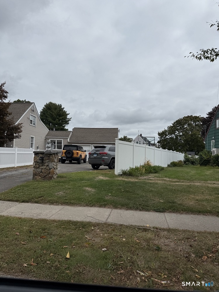 1414 Huntington Road