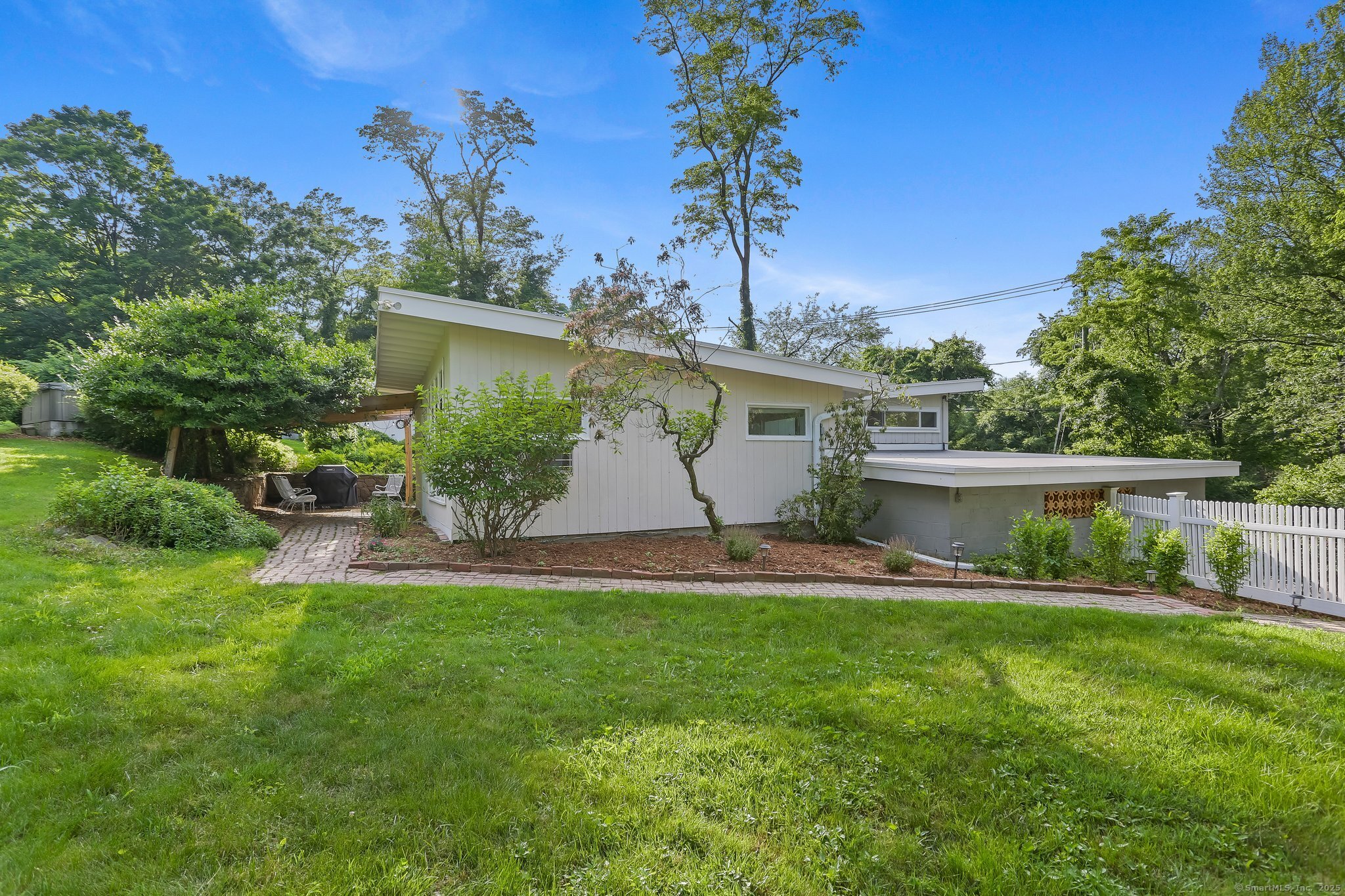 7 Calvin Road