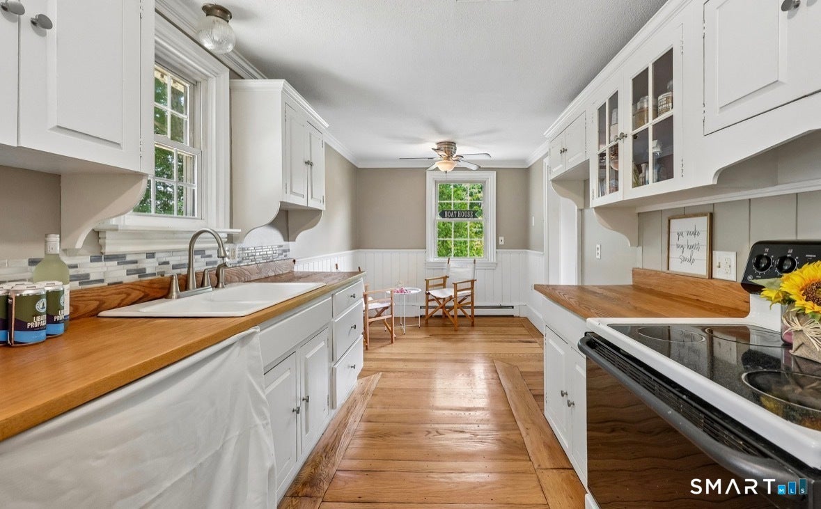 47 River Ridge Road