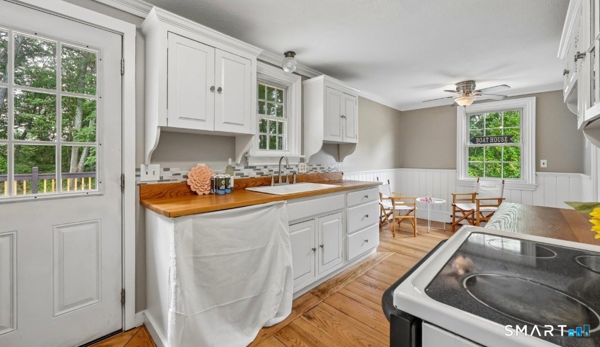 47 River Ridge Road