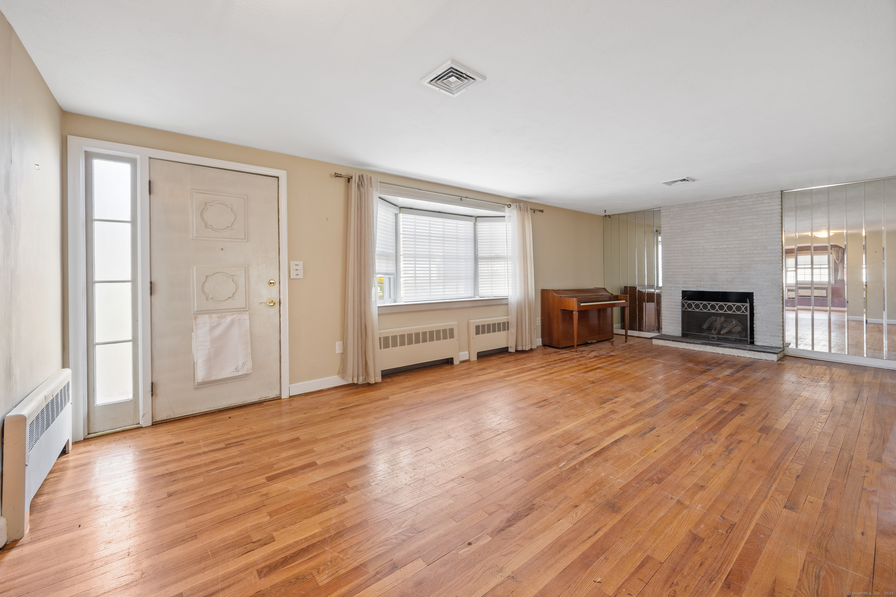 16 Bermuda Road, Wethersfield, Connecticut image 3