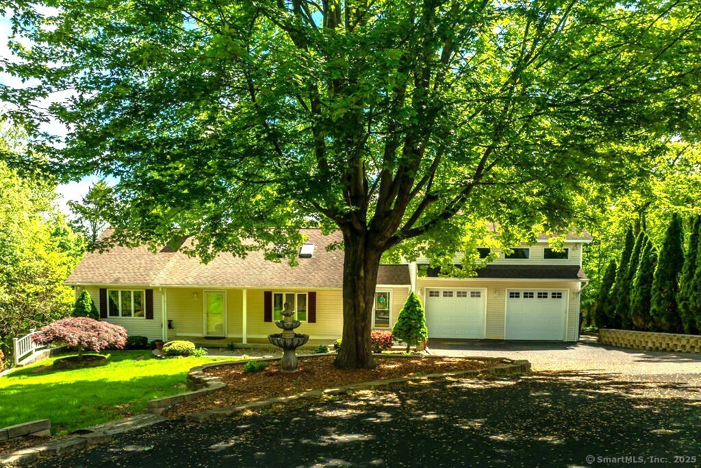 2 Topsfield Road