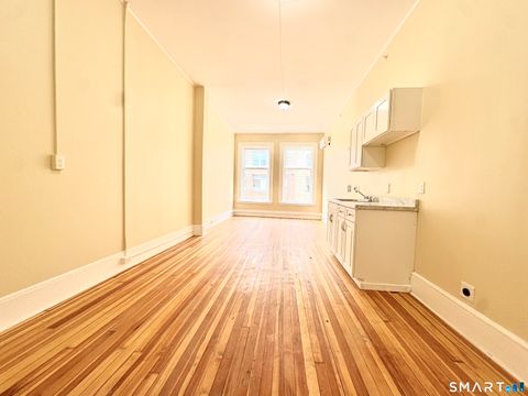 Photo of 105 Bank Street #3A, Waterbury, CT 06702 (MLS # 24096199)
