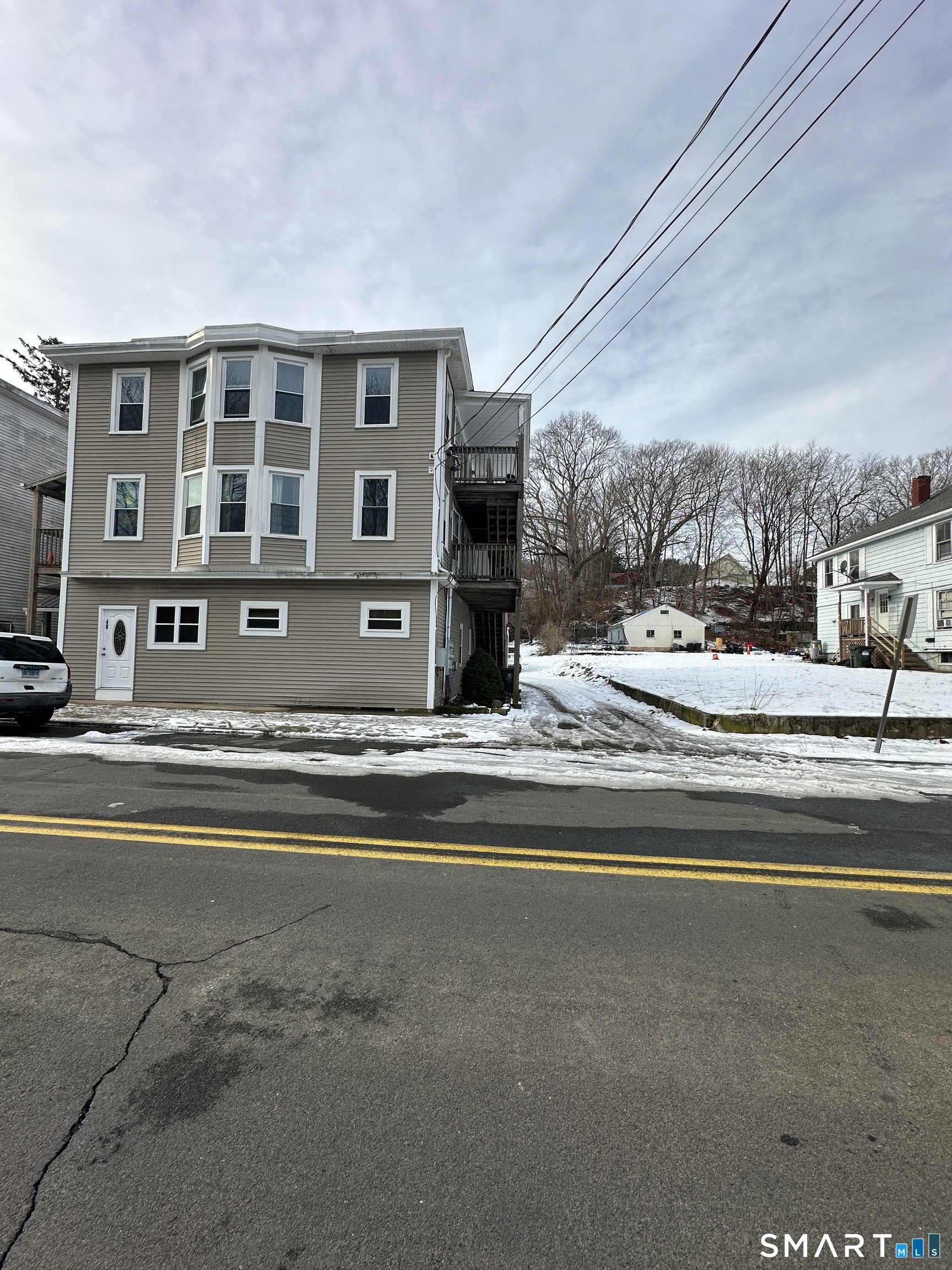 48 Hunters Avenue 1st floor