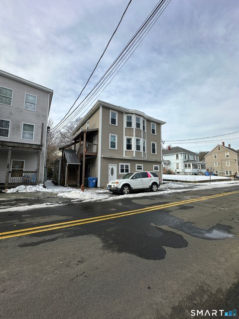 48 Hunters Avenue 1st floor Norwich CT 06380