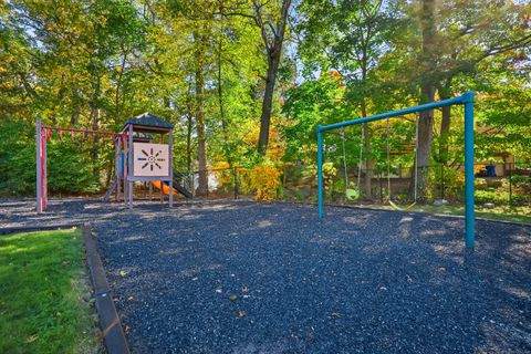 Tiny photo for 34 Sunrise Hill Road #34, Norwalk, CT 06851 (MLS # 24135575)