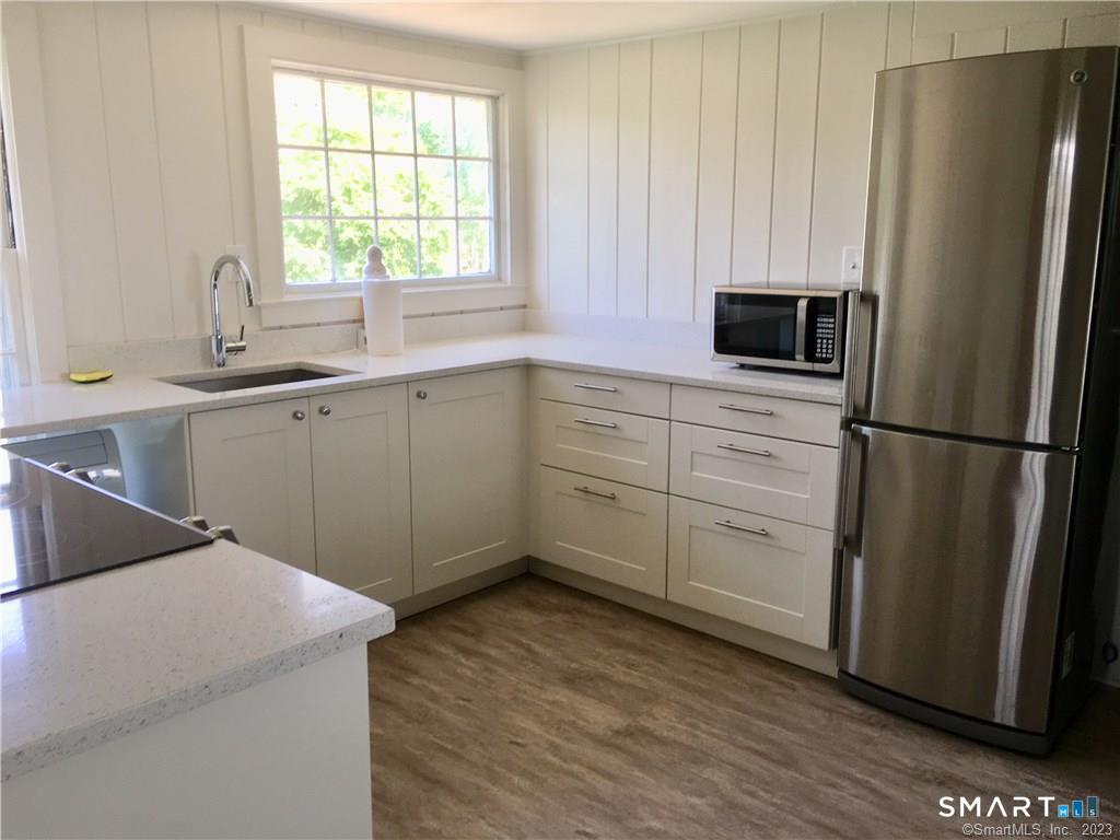 43-C Soundview Avenue