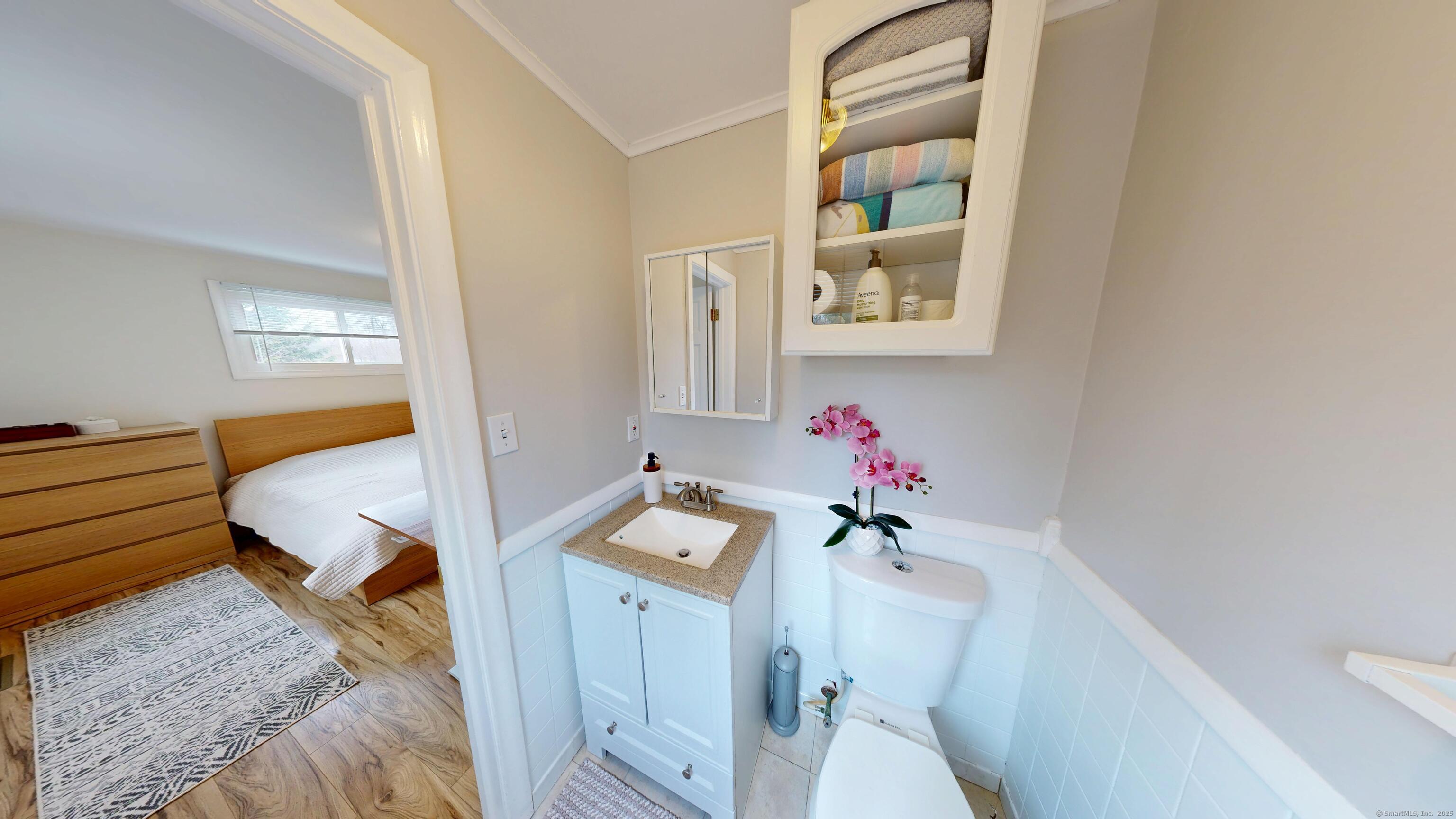 933 Farmington Drive, Cheshire, Connecticut image 16