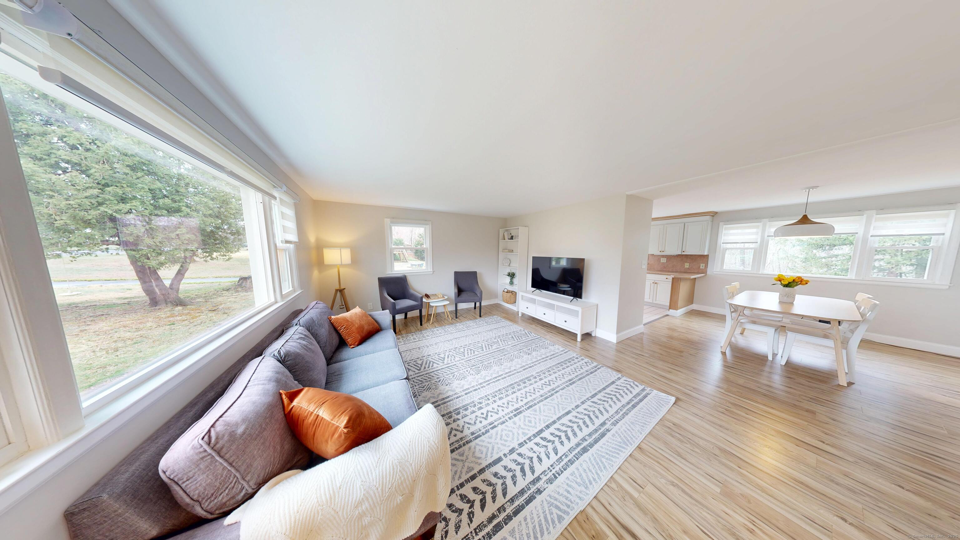 933 Farmington Drive, Cheshire, Connecticut image 4