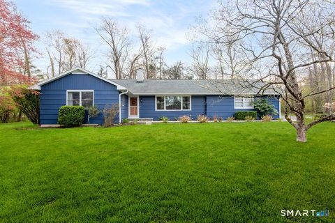 Photo of 14 Elmcrest Drive, Danbury, CT 06811 (MLS # 24168356)