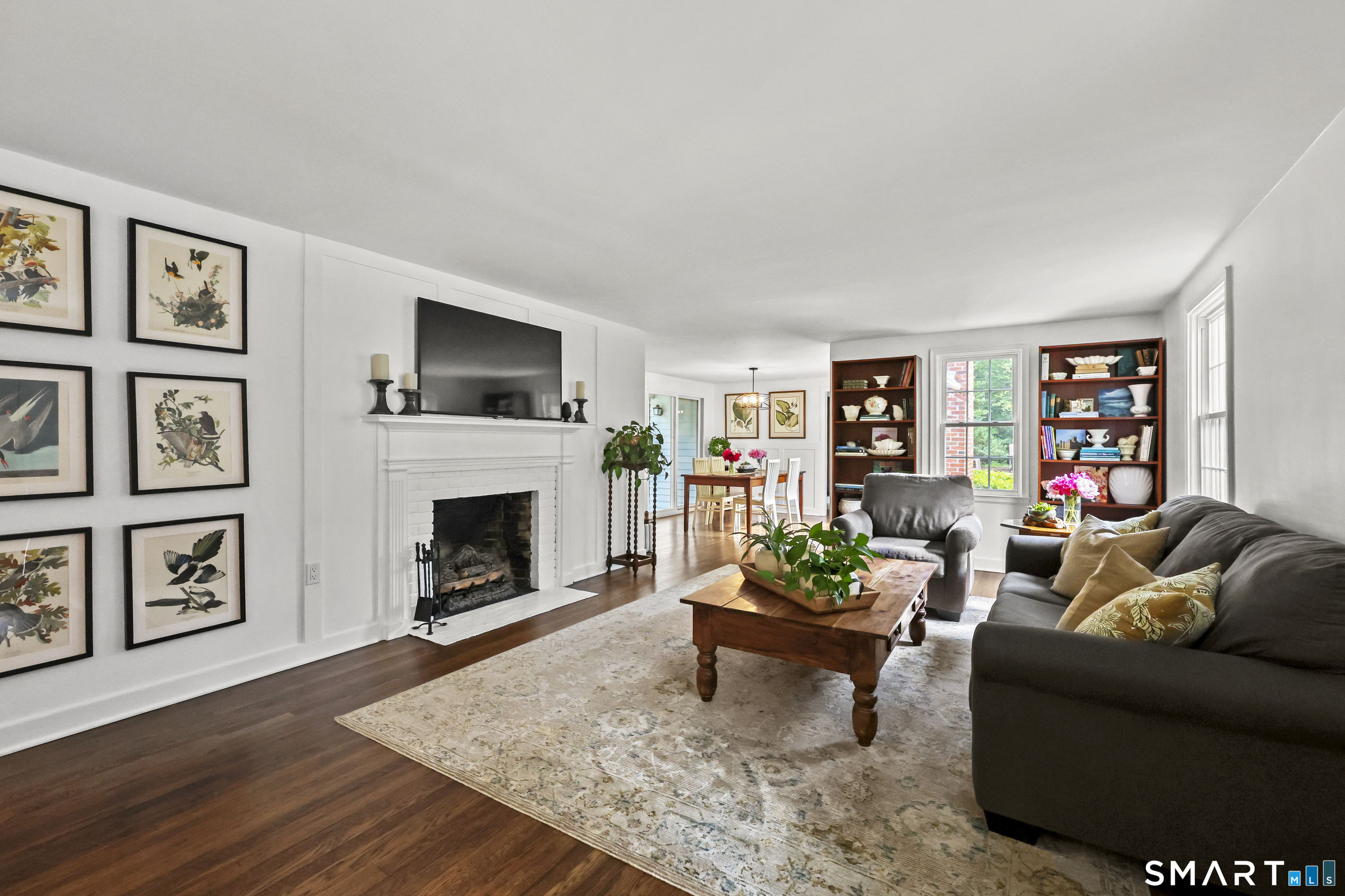 380 Lovely Street