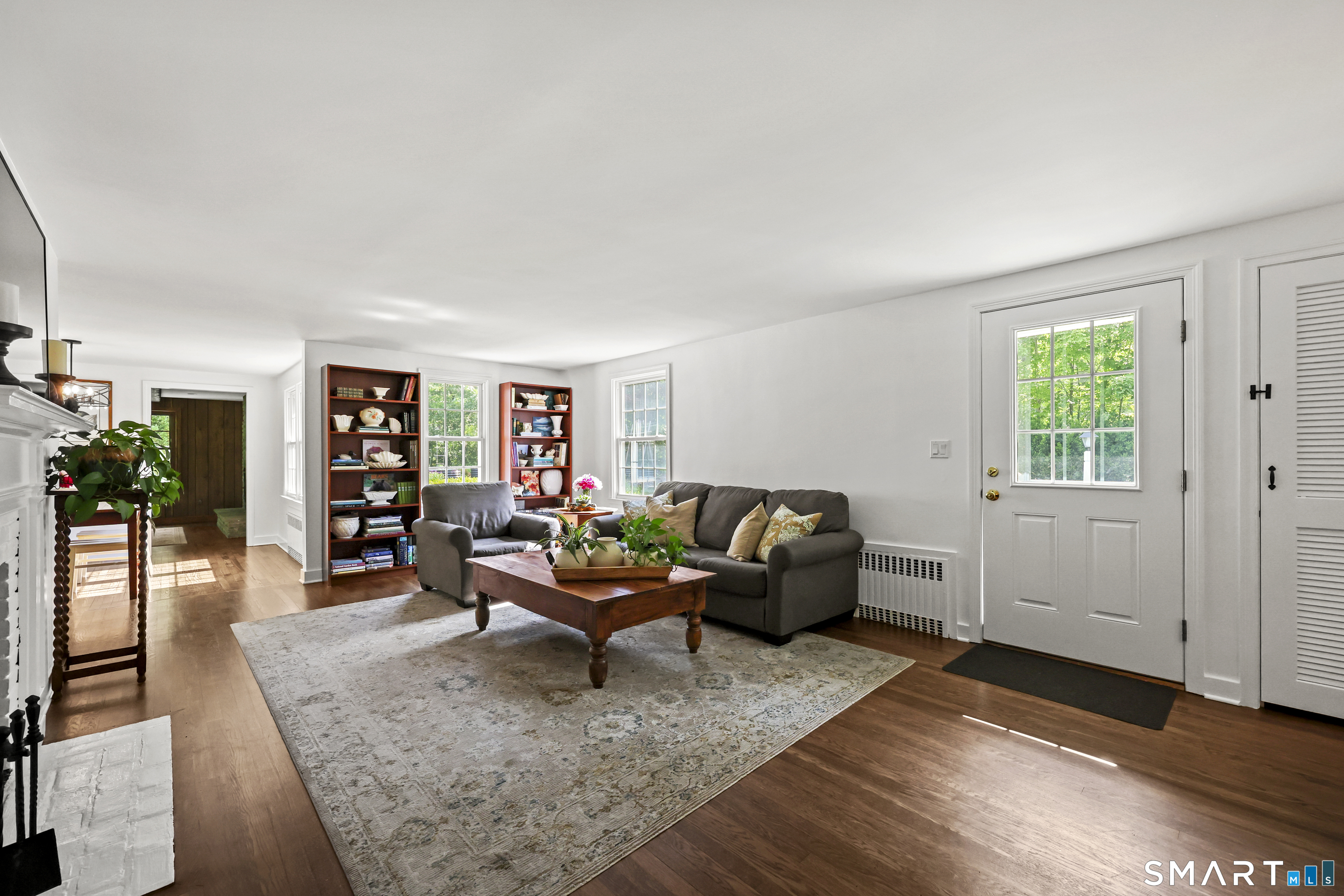 380 Lovely Street