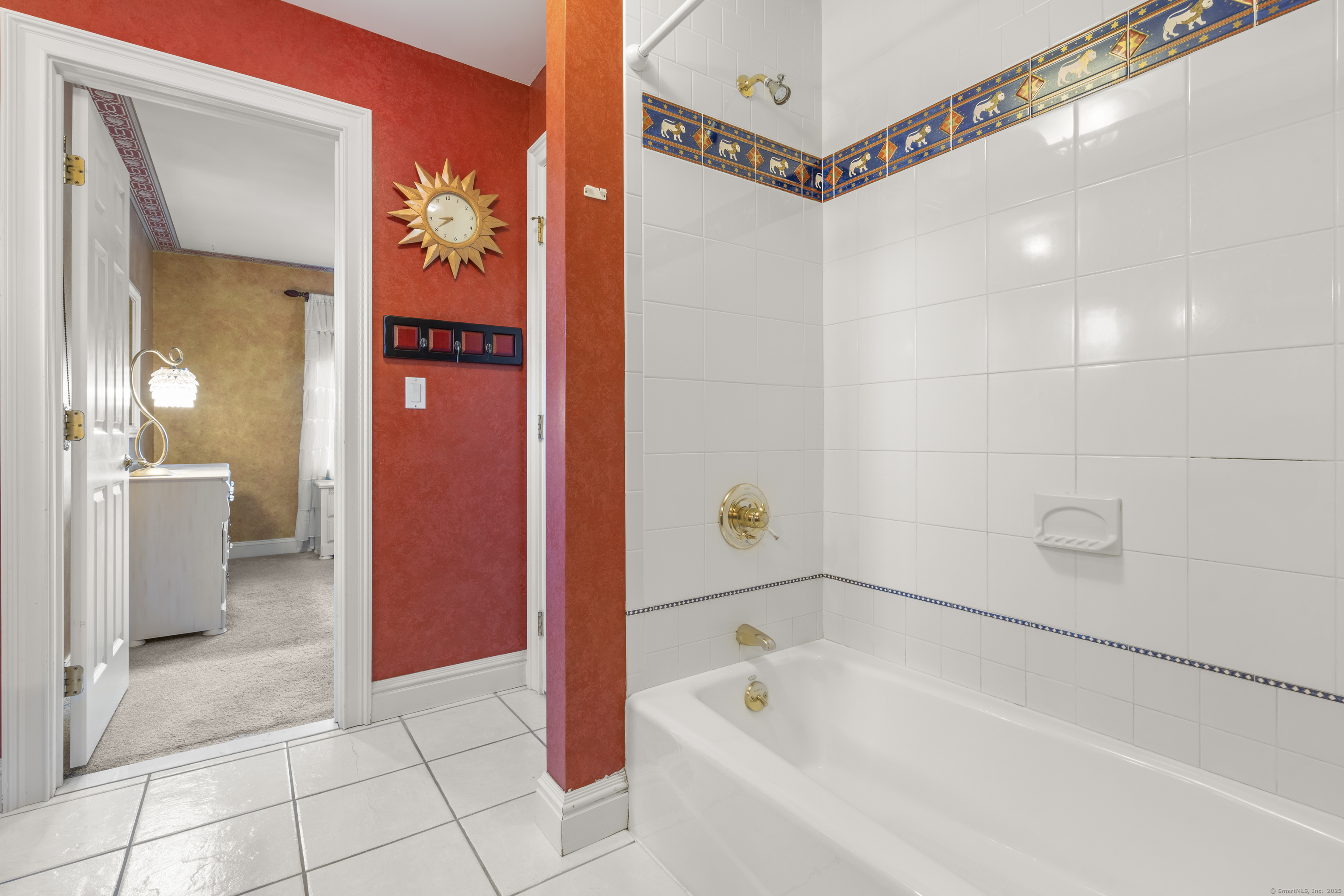 Burlington, Connecticut 06013, United States, 4 Bedrooms Bedrooms, ,5 BathroomsBathrooms,Residential,Active,178649