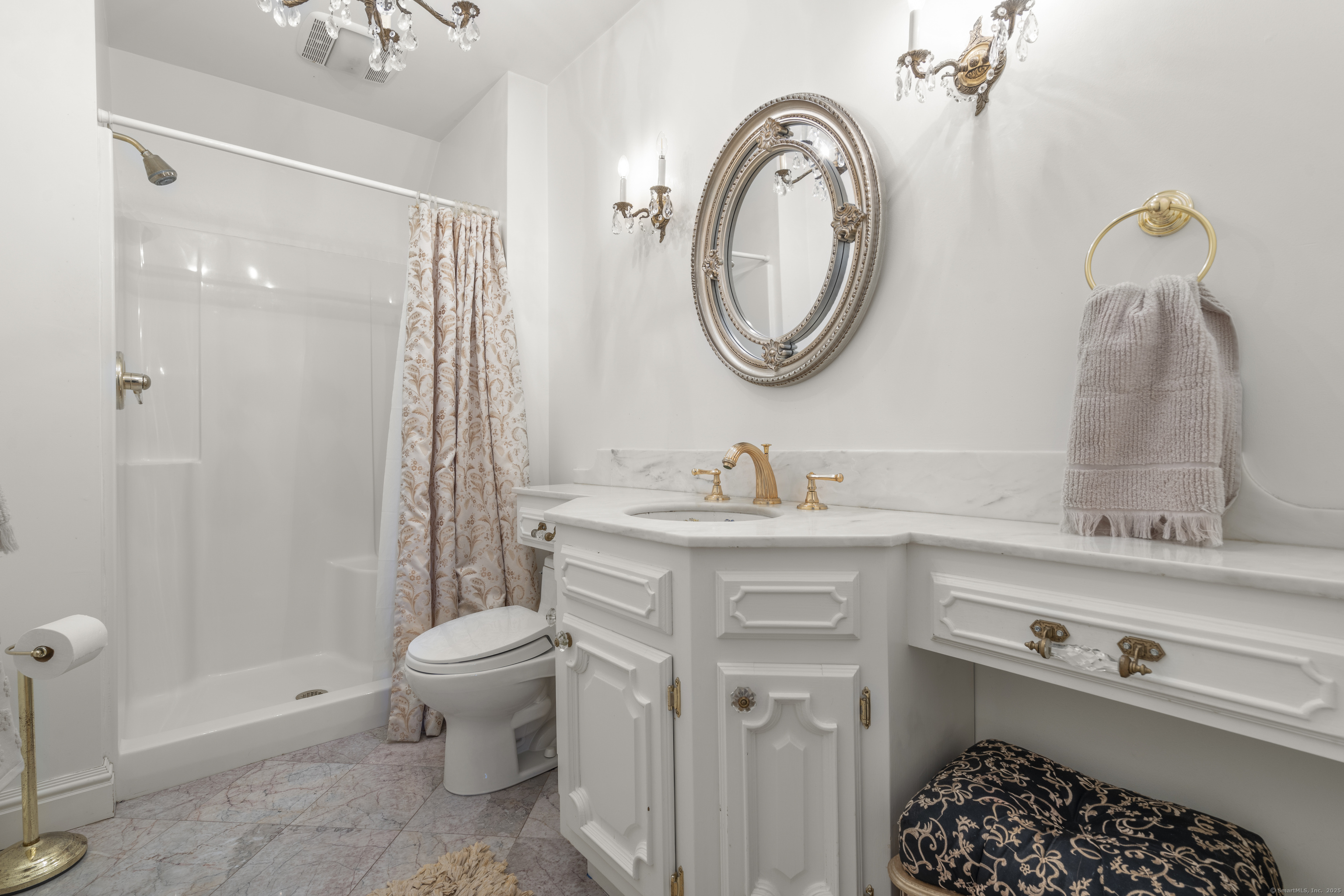 Burlington, Connecticut 06013, United States, 4 Bedrooms Bedrooms, ,5 BathroomsBathrooms,Residential,Active,178649