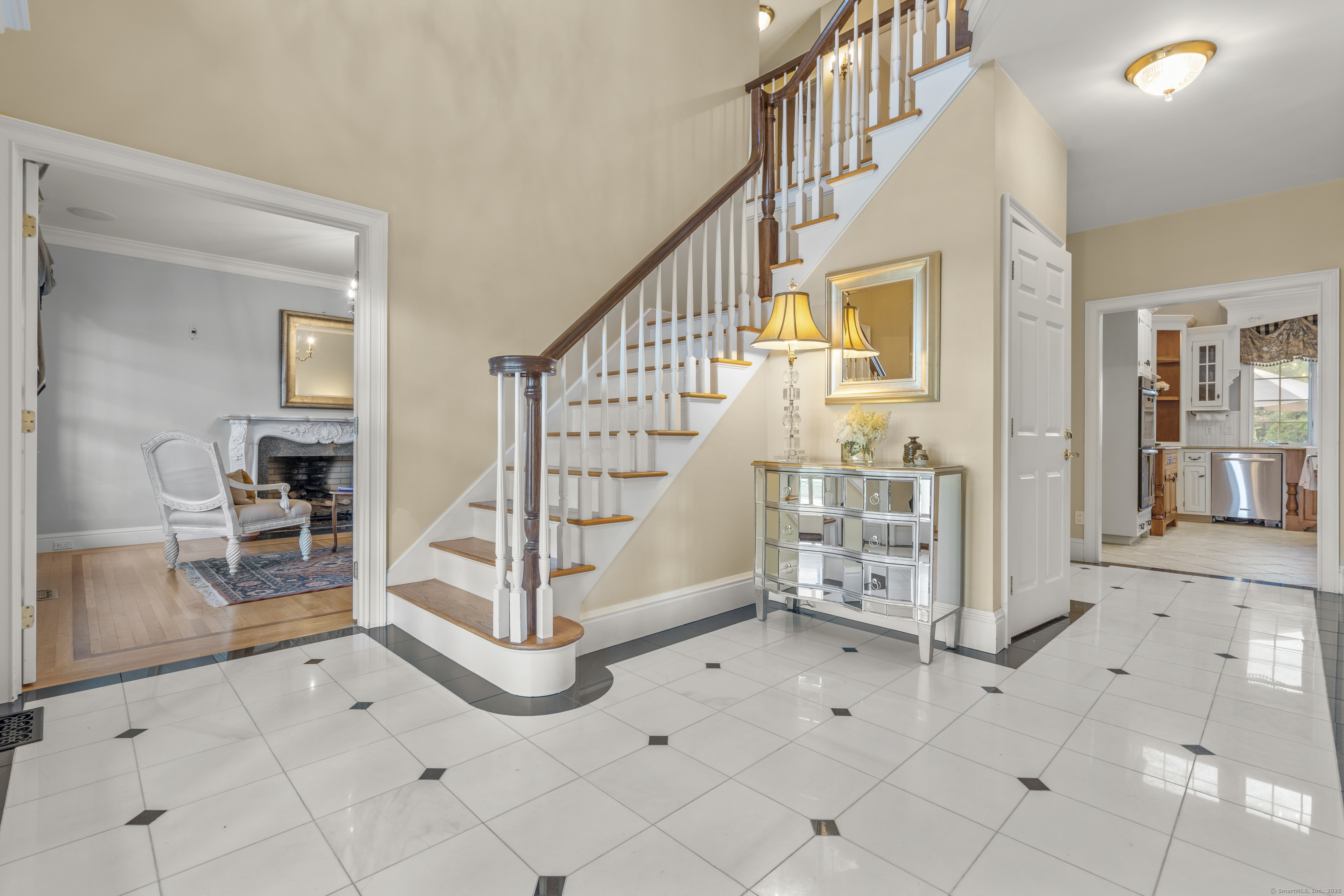 Burlington, Connecticut 06013, United States, 4 Bedrooms Bedrooms, ,5 BathroomsBathrooms,Residential,Active,178649