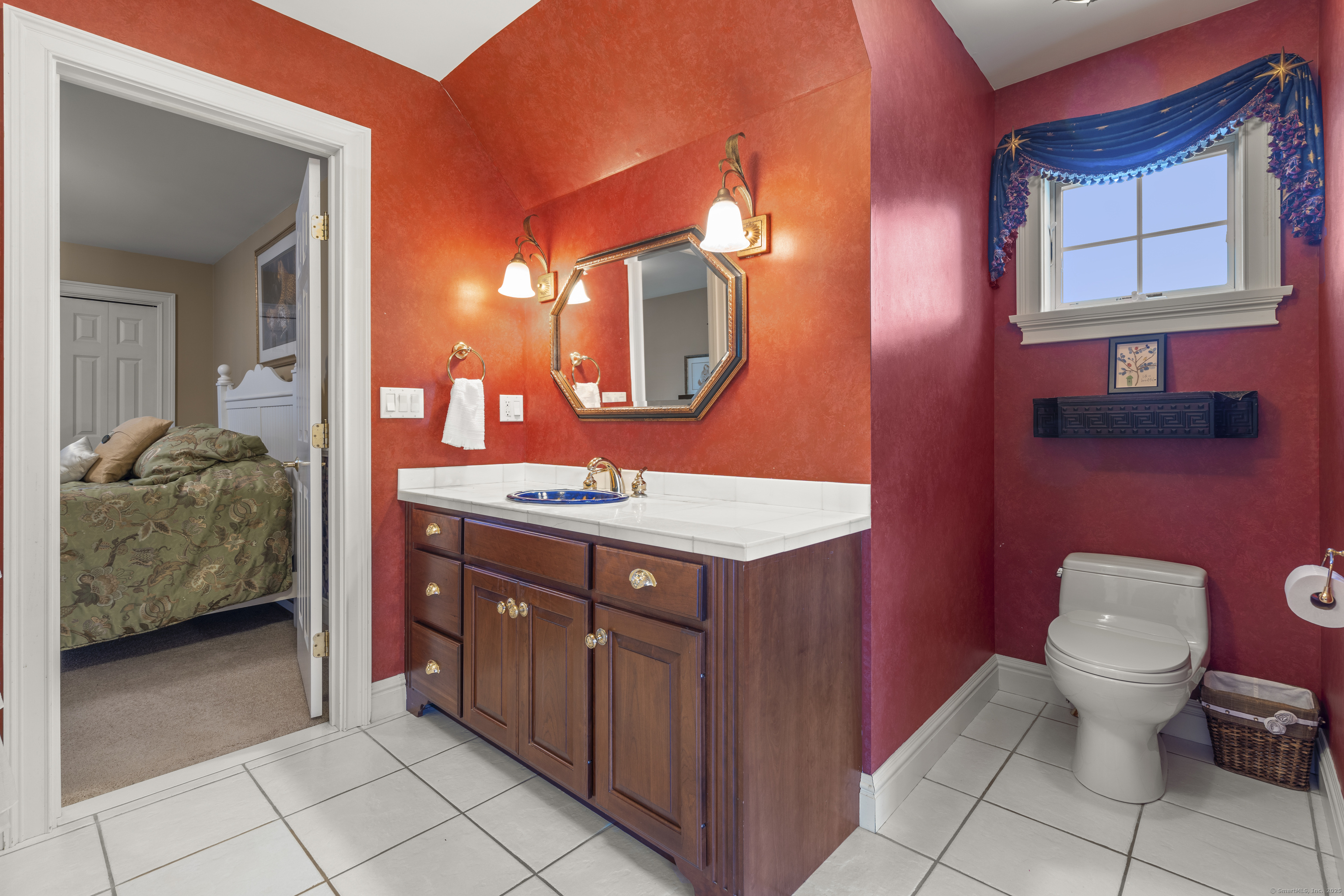 Burlington, Connecticut 06013, United States, 4 Bedrooms Bedrooms, ,5 BathroomsBathrooms,Residential,Active,178649