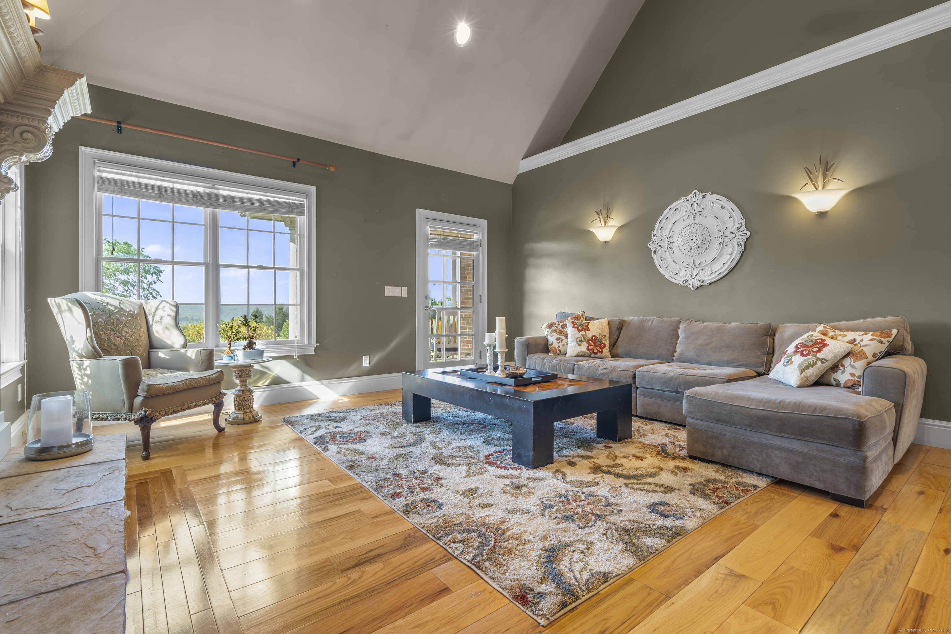 Burlington, Connecticut 06013, United States, 4 Bedrooms Bedrooms, ,5 BathroomsBathrooms,Residential,Active,178649