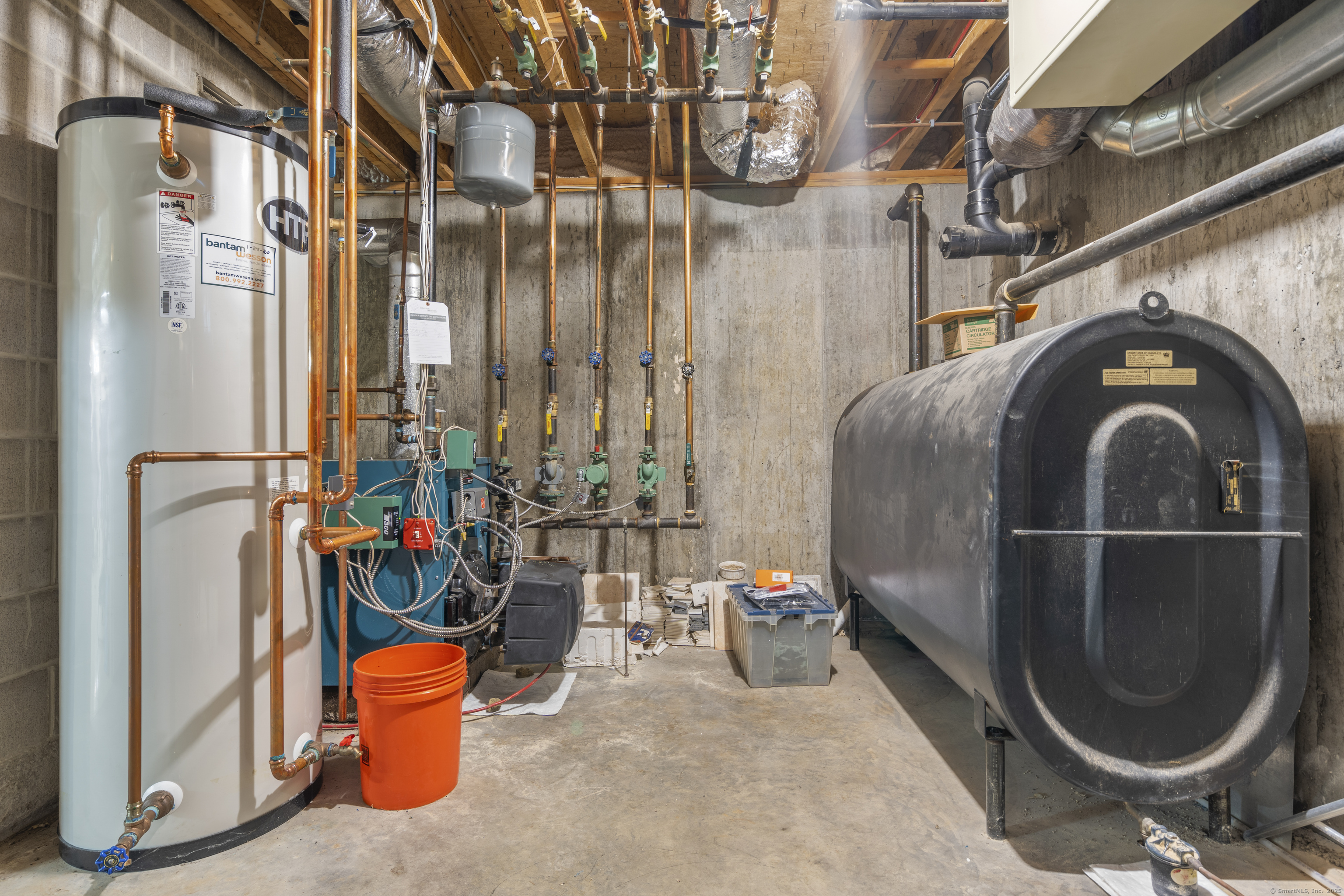 Burlington, Connecticut 06013, United States, 4 Bedrooms Bedrooms, ,5 BathroomsBathrooms,Residential,Active,178649