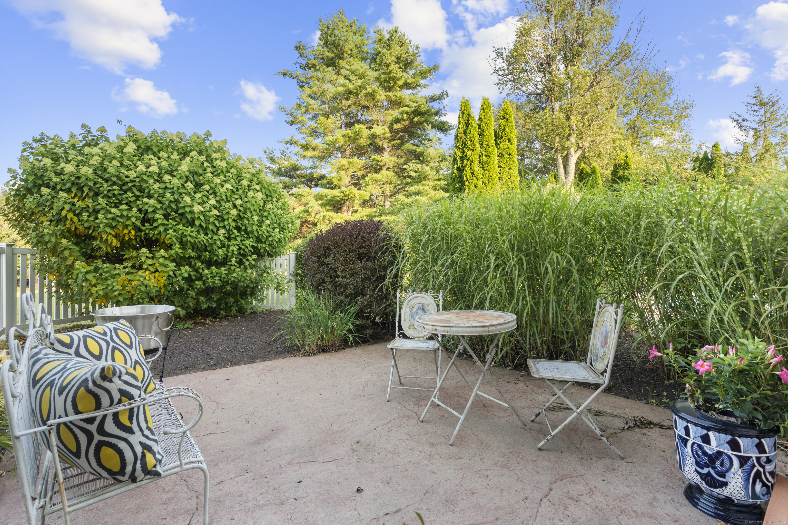 Burlington, Connecticut 06013, United States, 4 Bedrooms Bedrooms, ,5 BathroomsBathrooms,Residential,Active,178649