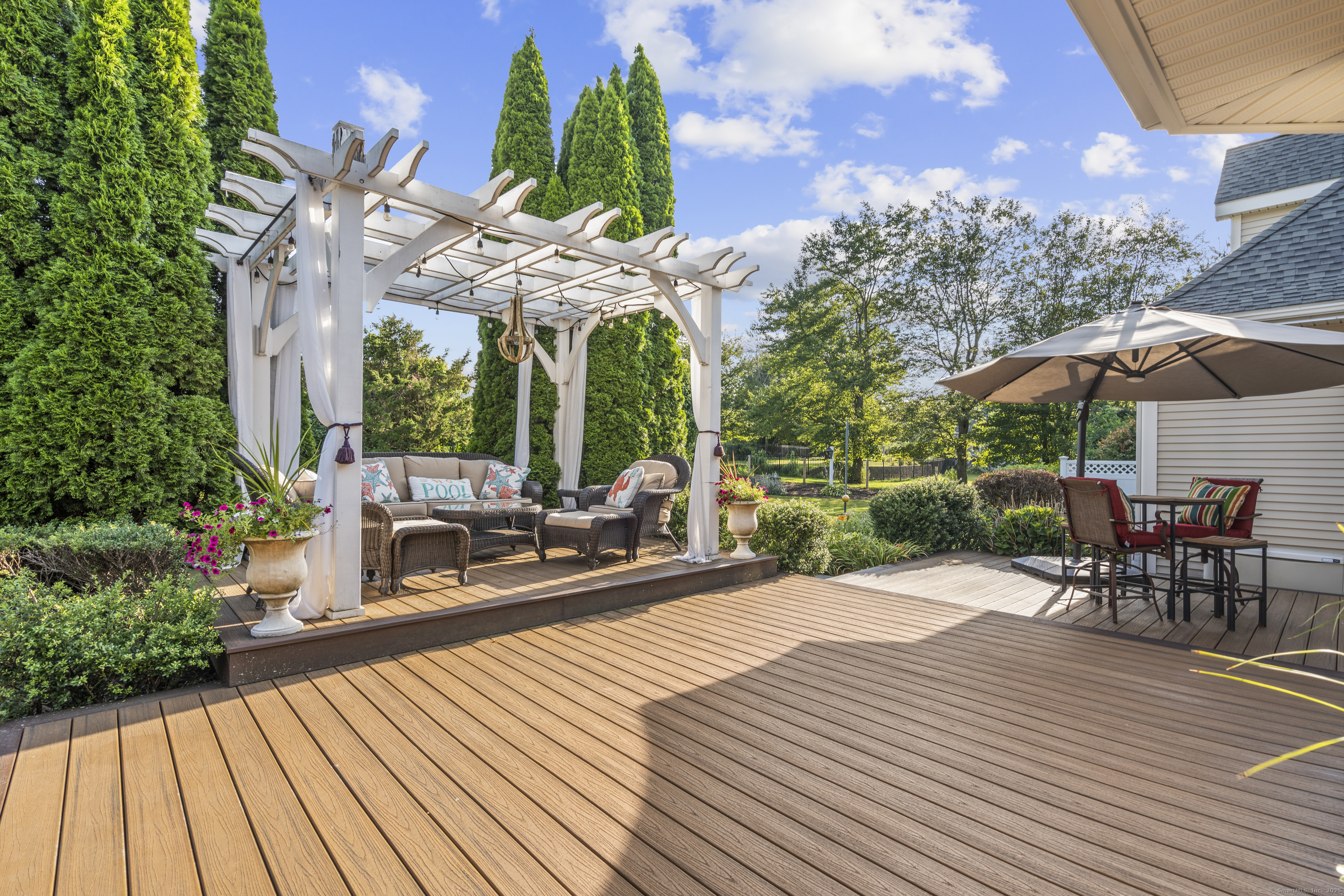 Burlington, Connecticut 06013, United States, 4 Bedrooms Bedrooms, ,5 BathroomsBathrooms,Residential,Active,178649