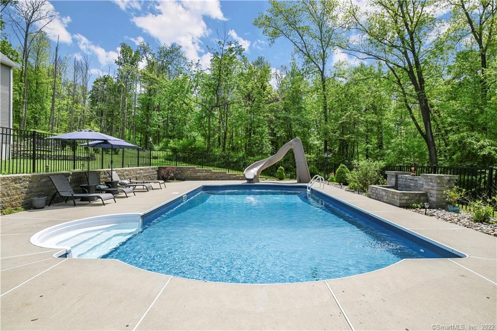 30 Saddle Ridge Road