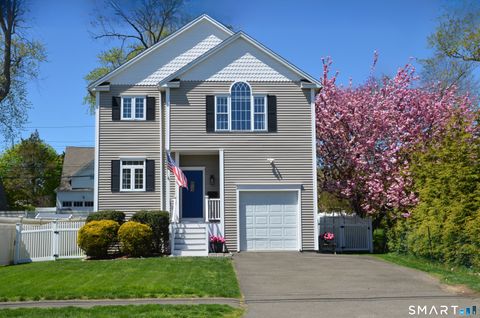 Photo of 896 Riverside Drive, Fairfield, CT 06824 (MLS # 24170687)