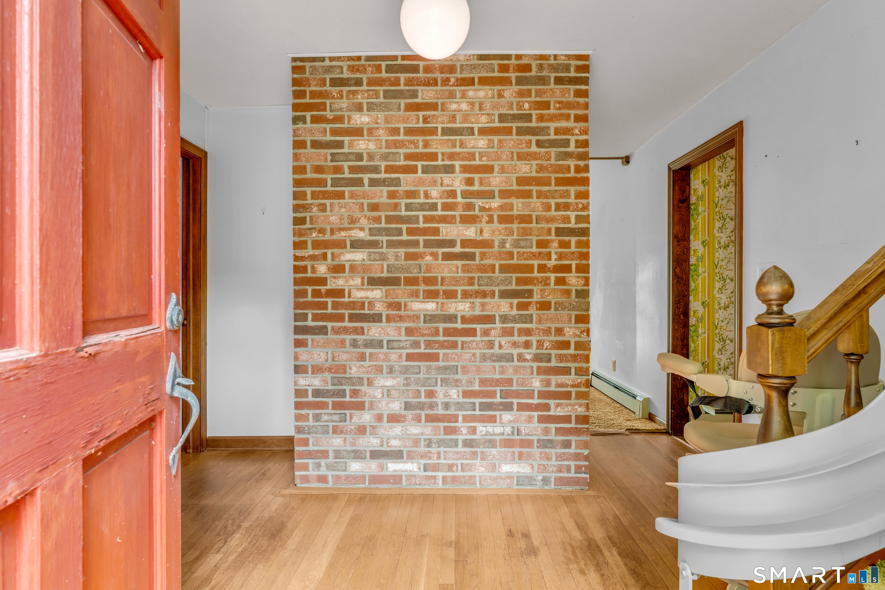 35 Oakridge Drive