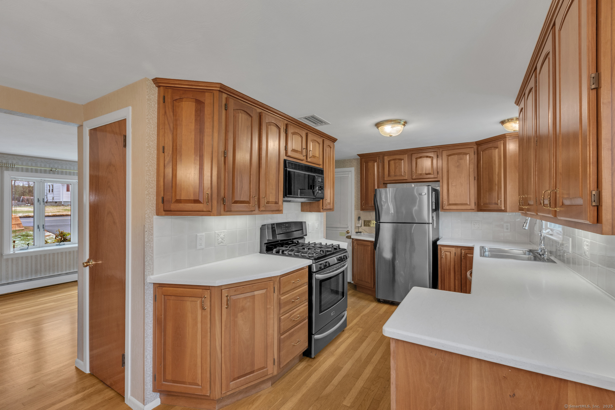 192 Hilton Drive, South Windsor, Connecticut image 10
