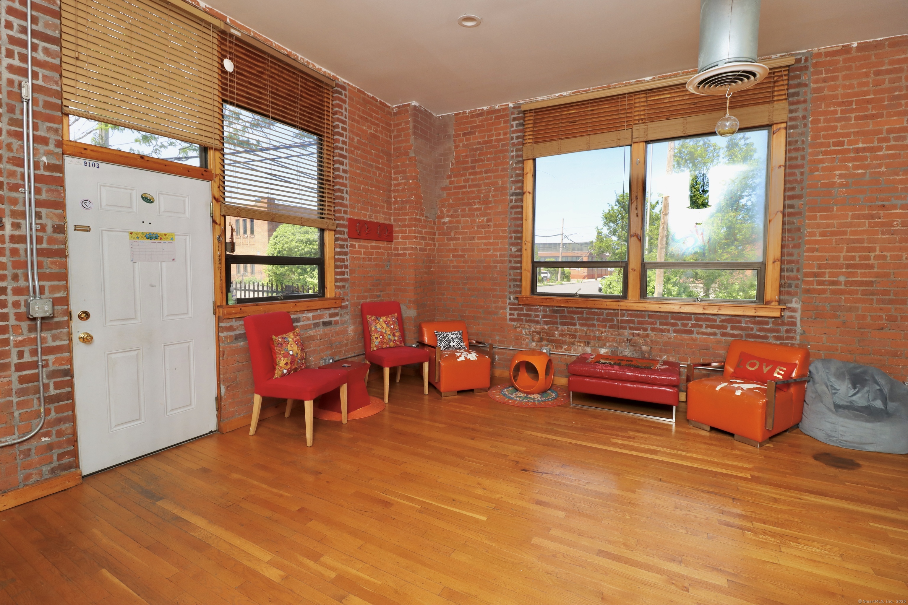 Rental Property at Lafayette Street 9103, Bridgeport, Connecticut - Bedrooms: 3 
Bathrooms: 3 
Rooms: 8  - $3,499 MO.