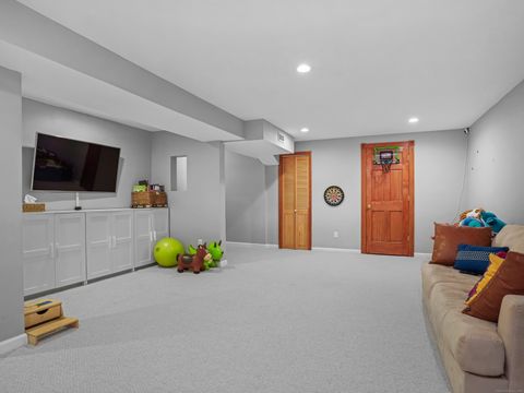 Tiny photo for 2 Great Oak Farm Road #2, Monroe, CT 06468 (MLS # 24136531)