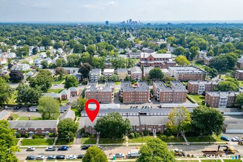 Tiny photo for 40 Arnold Way #40, West Hartford, CT 06119 (MLS # 24163128)