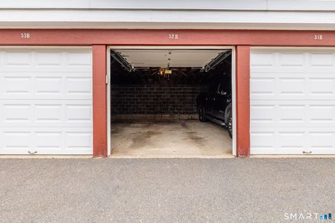 Tiny photo for 40 Arnold Way #40, West Hartford, CT 06119 (MLS # 24163128)