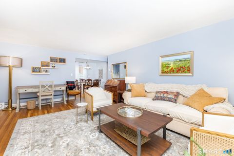 Tiny photo for 40 Arnold Way #40, West Hartford, CT 06119 (MLS # 24163128)