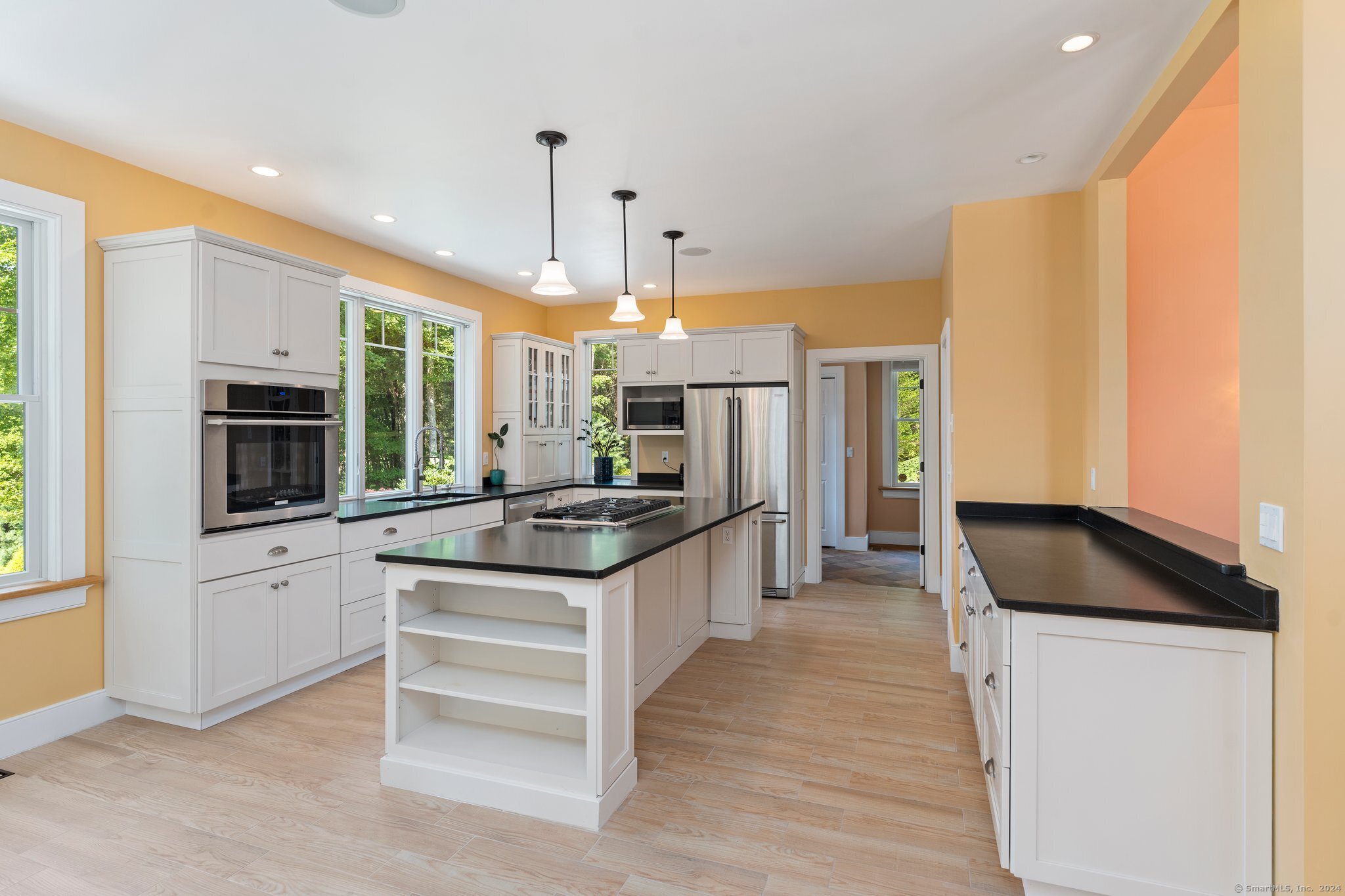 Voluntown, Connecticut 06384, United States, 3 Bedrooms Bedrooms, ,4 BathroomsBathrooms,Residential,Pending,78392