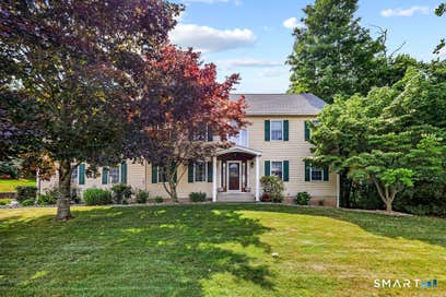 209 Lancaster Way Cheshire CT 06410
