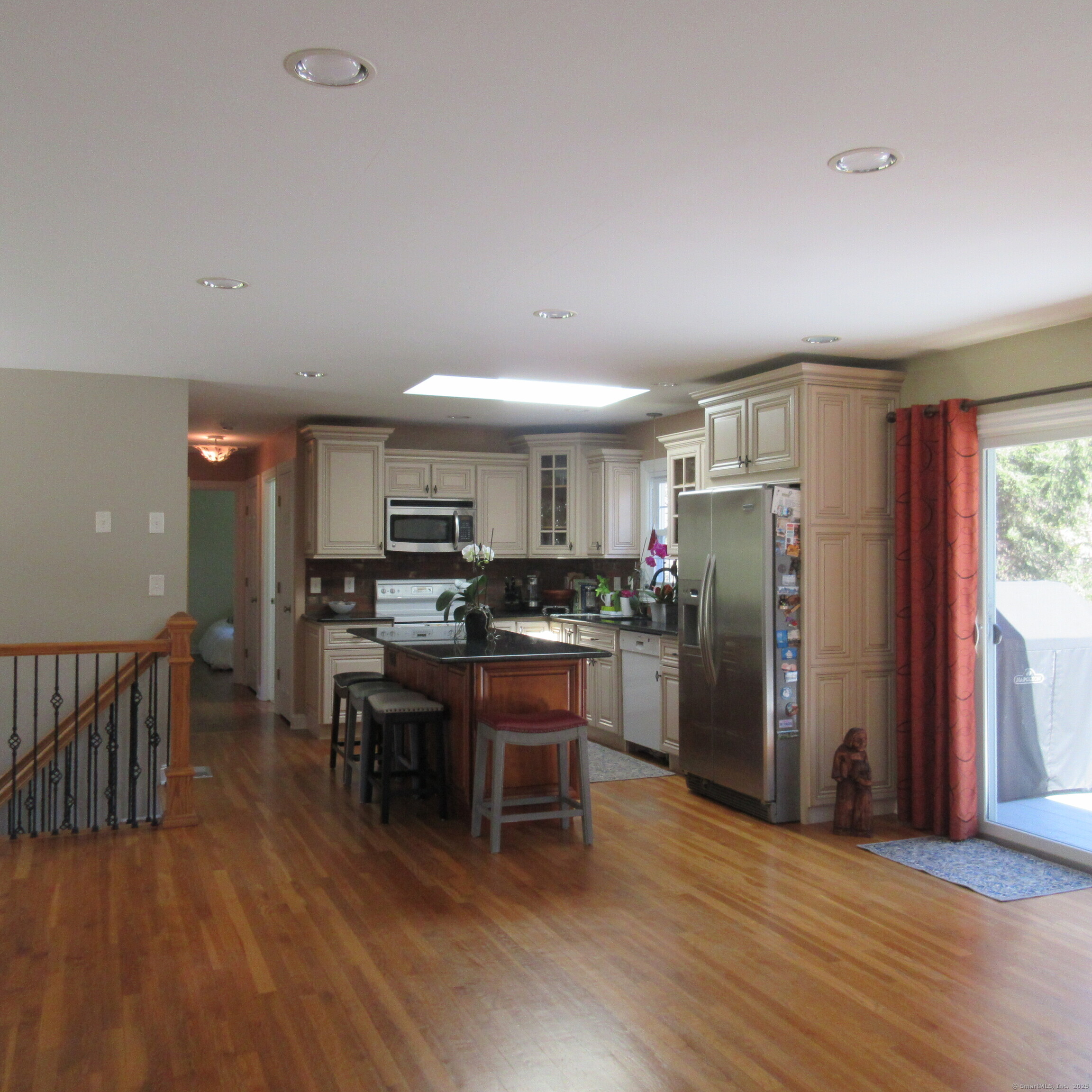 56 Woods Grove Road, Shelton, Connecticut image 6