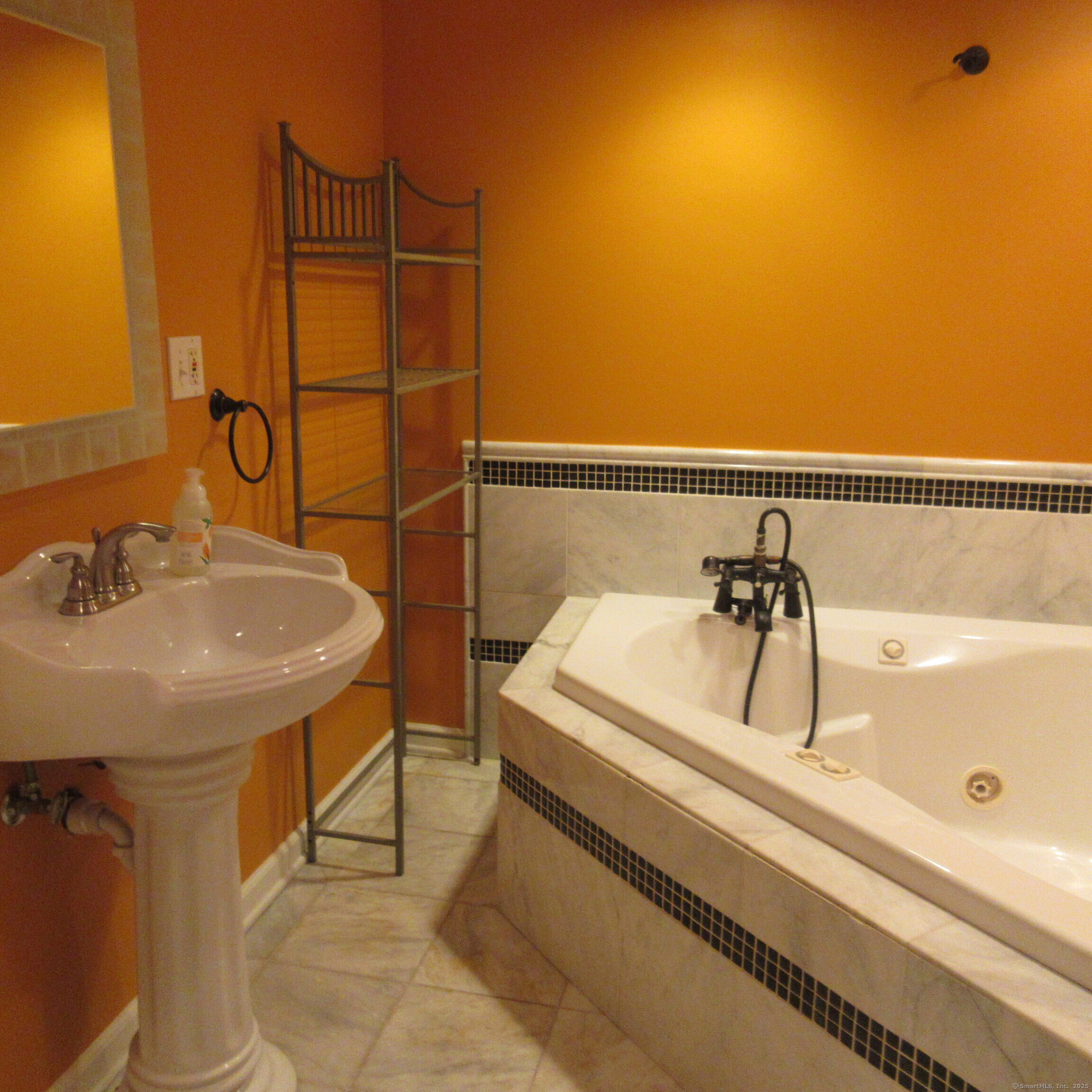 56 Woods Grove Road, Shelton, Connecticut image 23