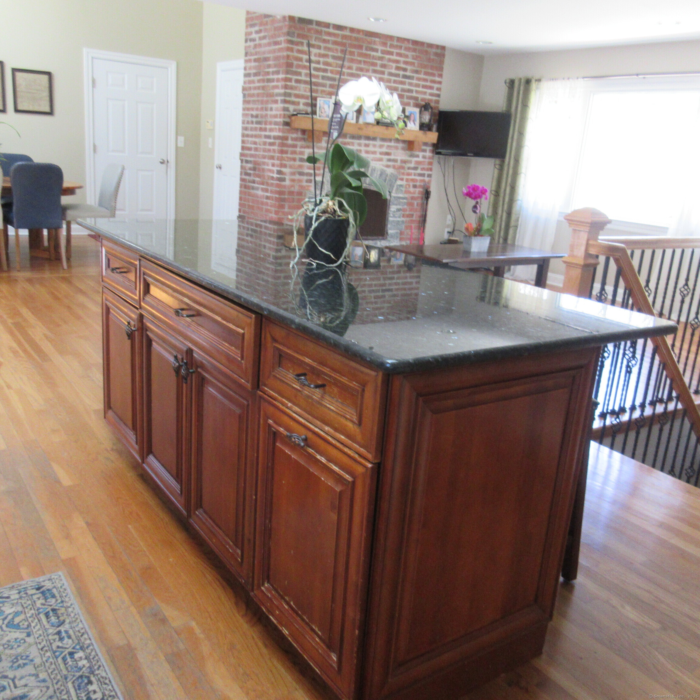 56 Woods Grove Road, Shelton, Connecticut image 8