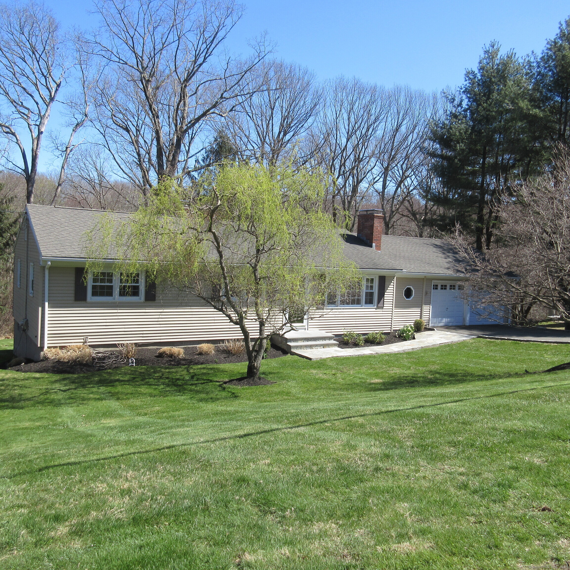 56 Woods Grove Road, Shelton, Connecticut image 27
