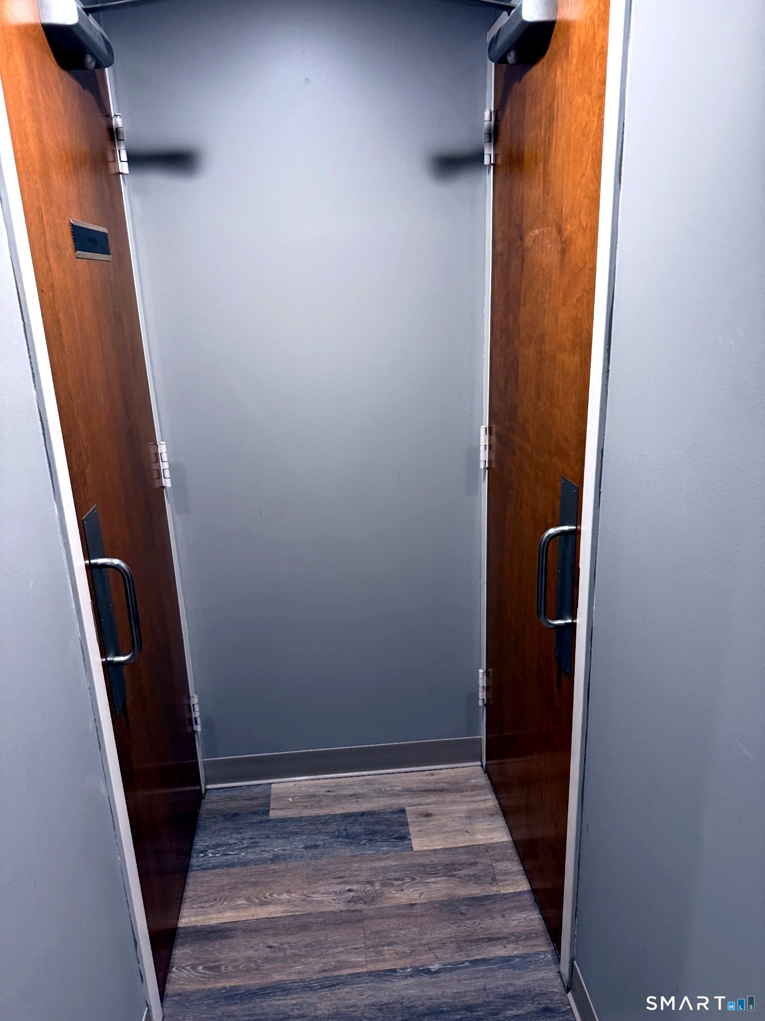 239 Silas Deane Highway