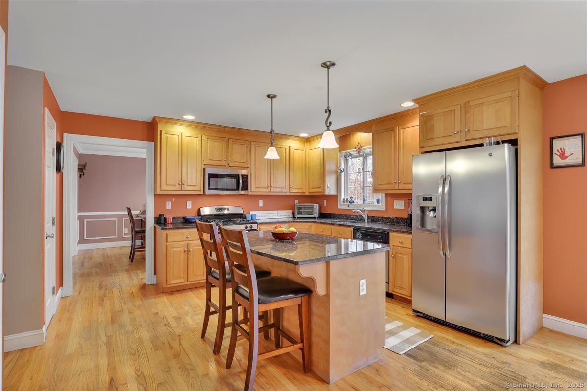 6 Oakwood Drive, Beacon Falls, Connecticut image 10