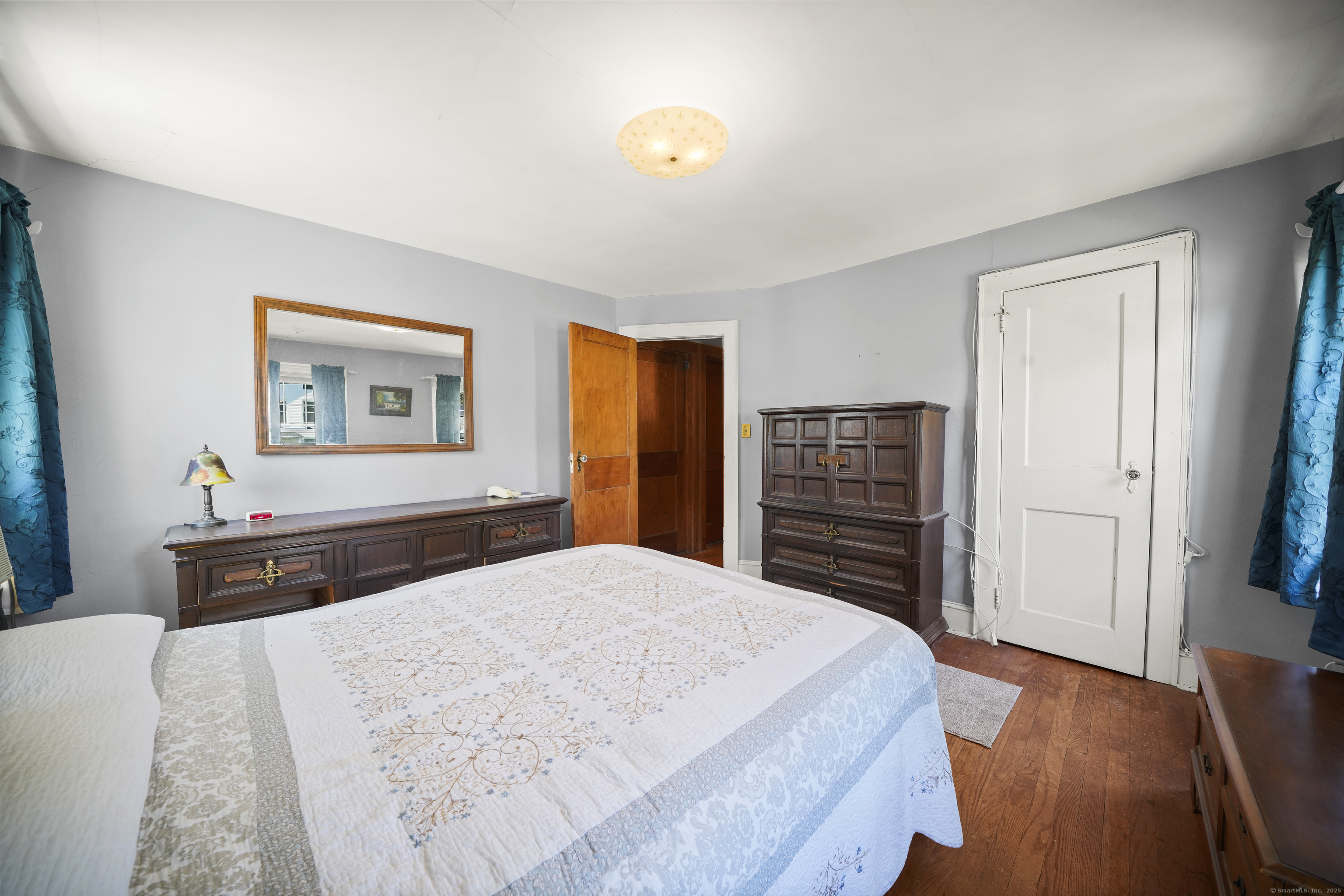 Meriden, Connecticut 06451, United States, 3 Bedrooms Bedrooms, ,2 BathroomsBathrooms,Residential,Active,185579