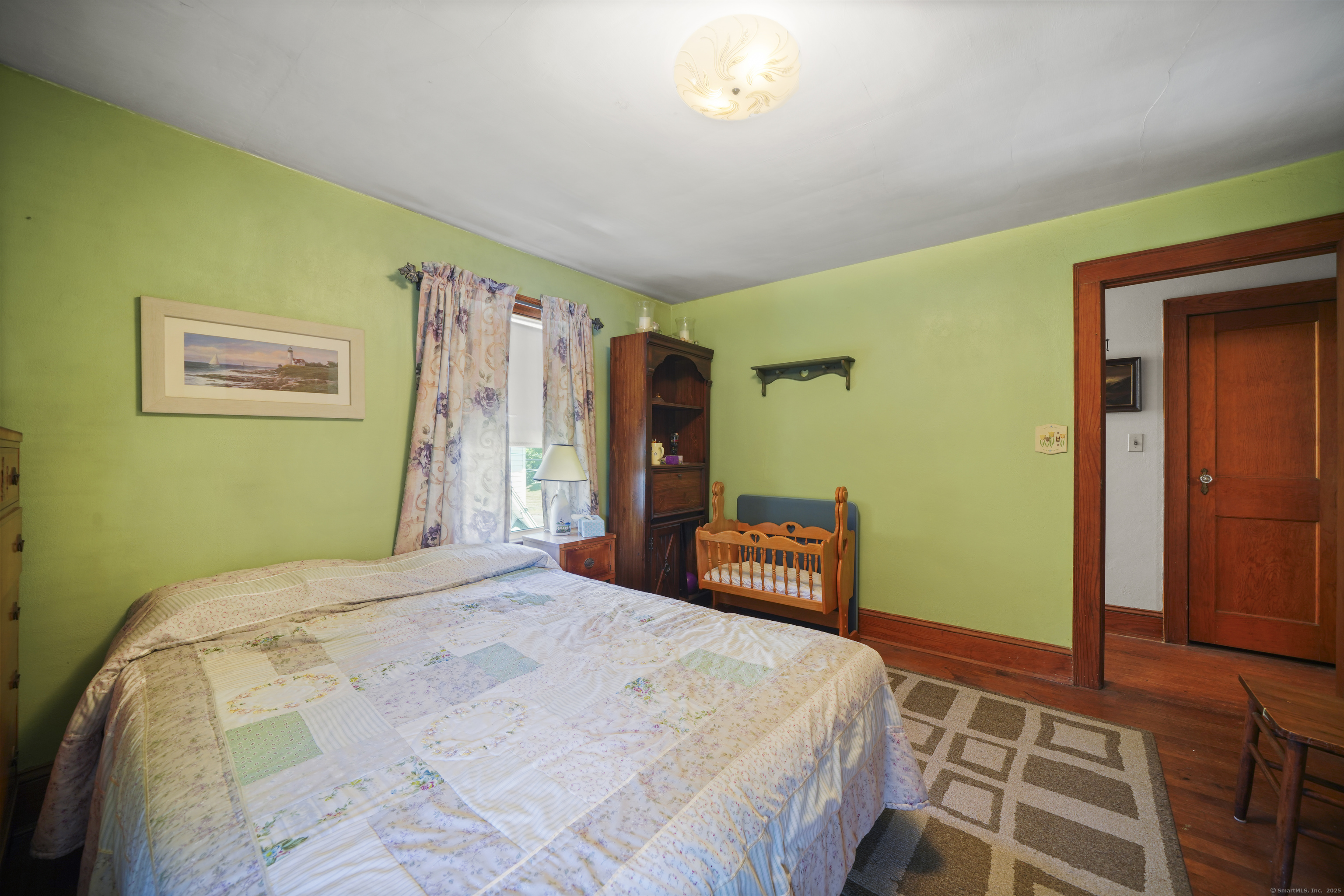 Meriden, Connecticut 06451, United States, 3 Bedrooms Bedrooms, ,2 BathroomsBathrooms,Residential,Active,185579