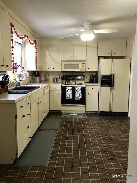 Tiny photo for 14 Ivy Lane, Wethersfield, CT 06109 (MLS # 24145677)