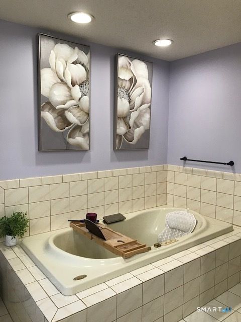 Tiny photo for 14 Ivy Lane, Wethersfield, CT 06109 (MLS # 24145677)