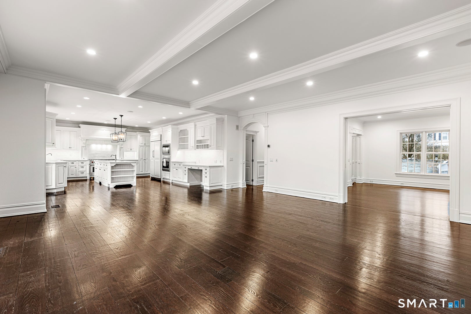 93 Mansfield Avenue