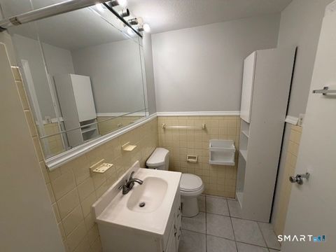 Tiny photo for 239 Old Farms Road #16D, Avon, CT 06001 (MLS # 24168286)