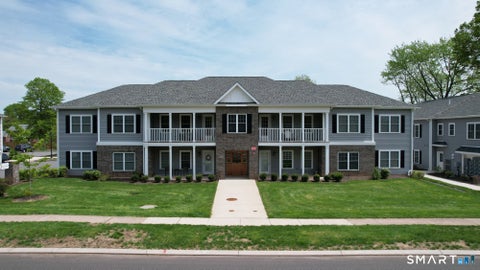 Photo of 10 Berkshire Road #122, West Hartford, CT 06110 (MLS # 24202331)