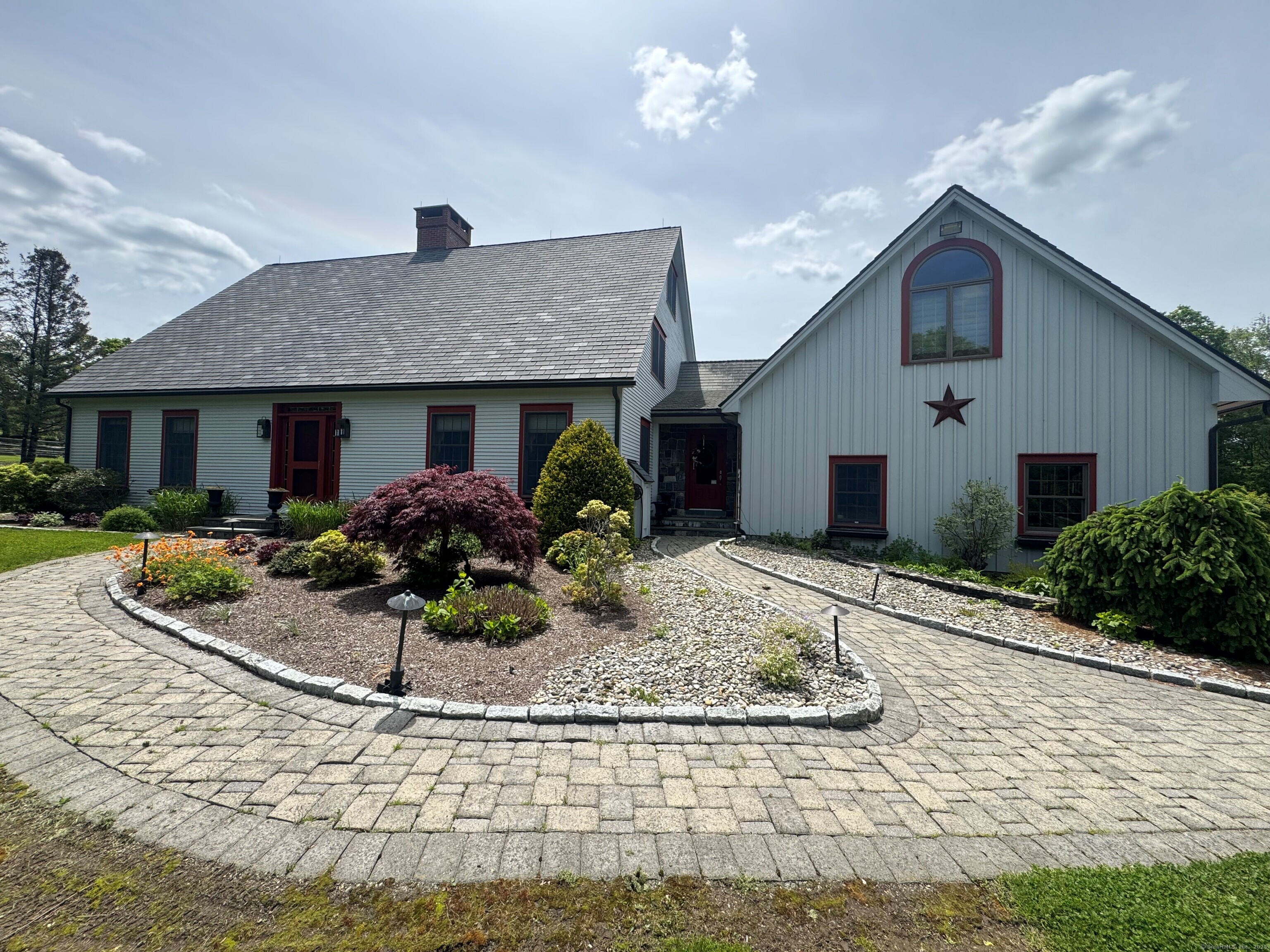 289 Woodchuck Lane