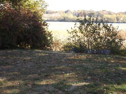 Tiny photo for 86 Bridgeview Place, Stratford, CT 06614 (MLS # 24137235)